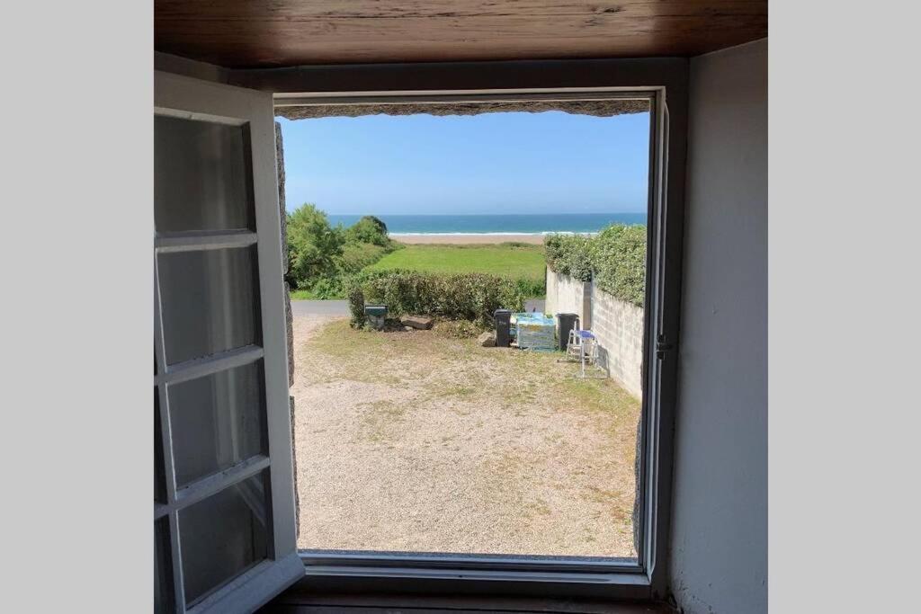 Sciotot - Bord De Mer - La Petite Maison Les Pieux Eksteriør billede